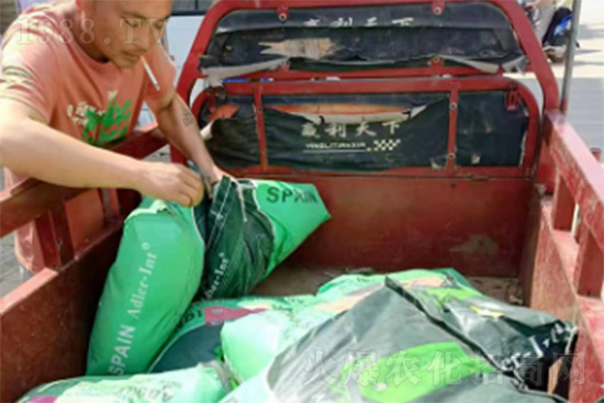 ��(f��)�Ϸʝq�r(ji��)���� �����@�׿�߶��M(j��n)�����ͷʅs�����Ј�(ch��ng)���G�G��